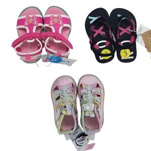 3 pairs Bundle shoes Toddler girl  Size: 5 (Oshkosh, Roxy & Carters)